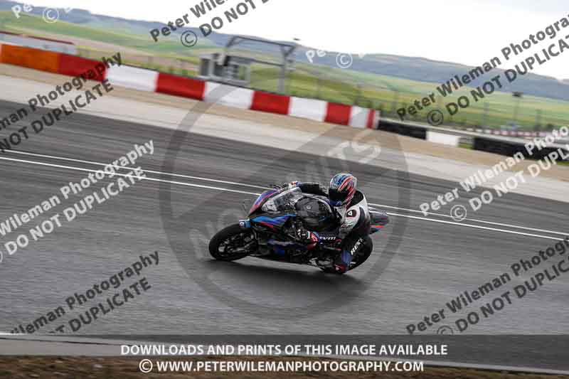 cadwell no limits trackday;cadwell park;cadwell park photographs;cadwell trackday photographs;enduro digital images;event digital images;eventdigitalimages;navarra;no limits trackdays;peter wileman photography;racing digital images;trackday digital images;trackday photos